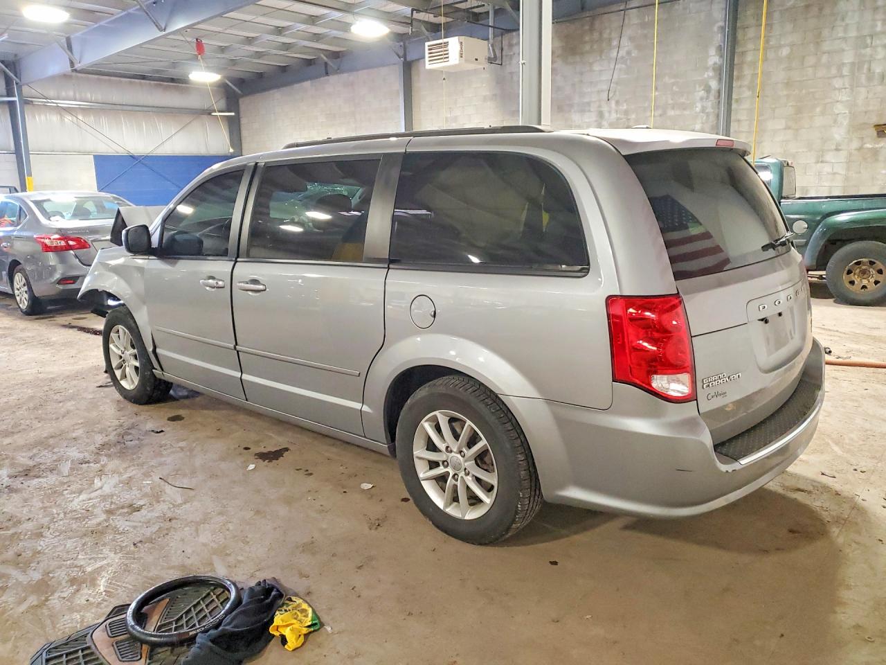 2016 DODGE GRAND CARAVAN SXT — снимка 2