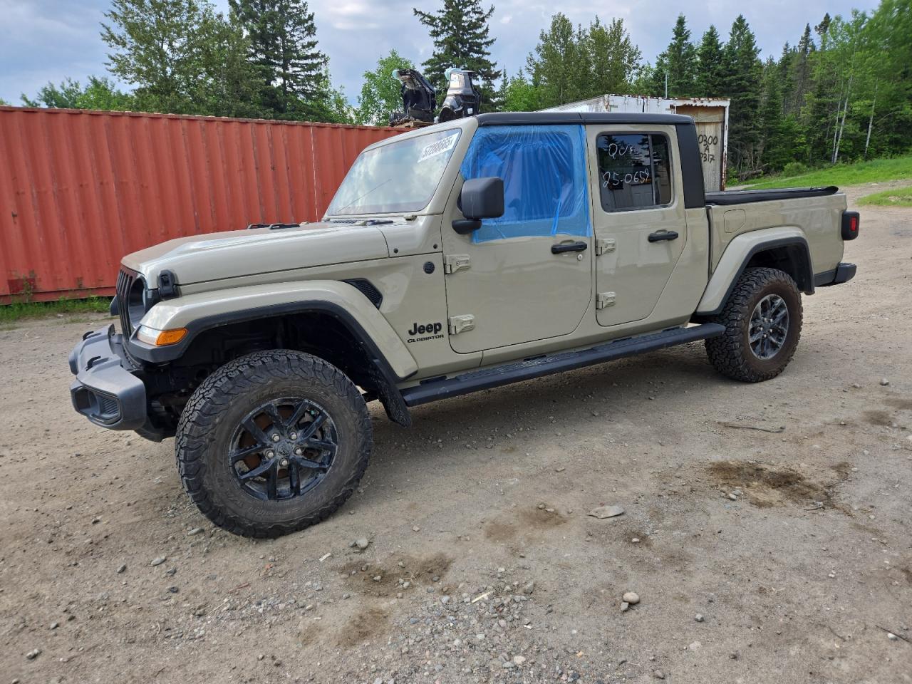 2022 JEEP GLADIATOR SPORT