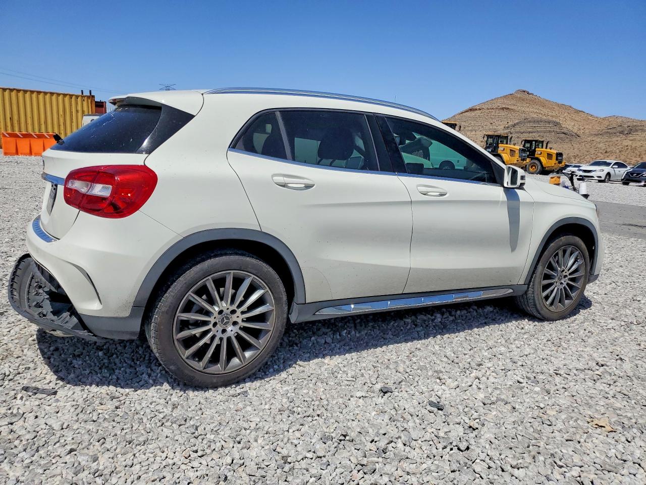 2018 MERCEDES-BENZ GLA 250 — снимка 3