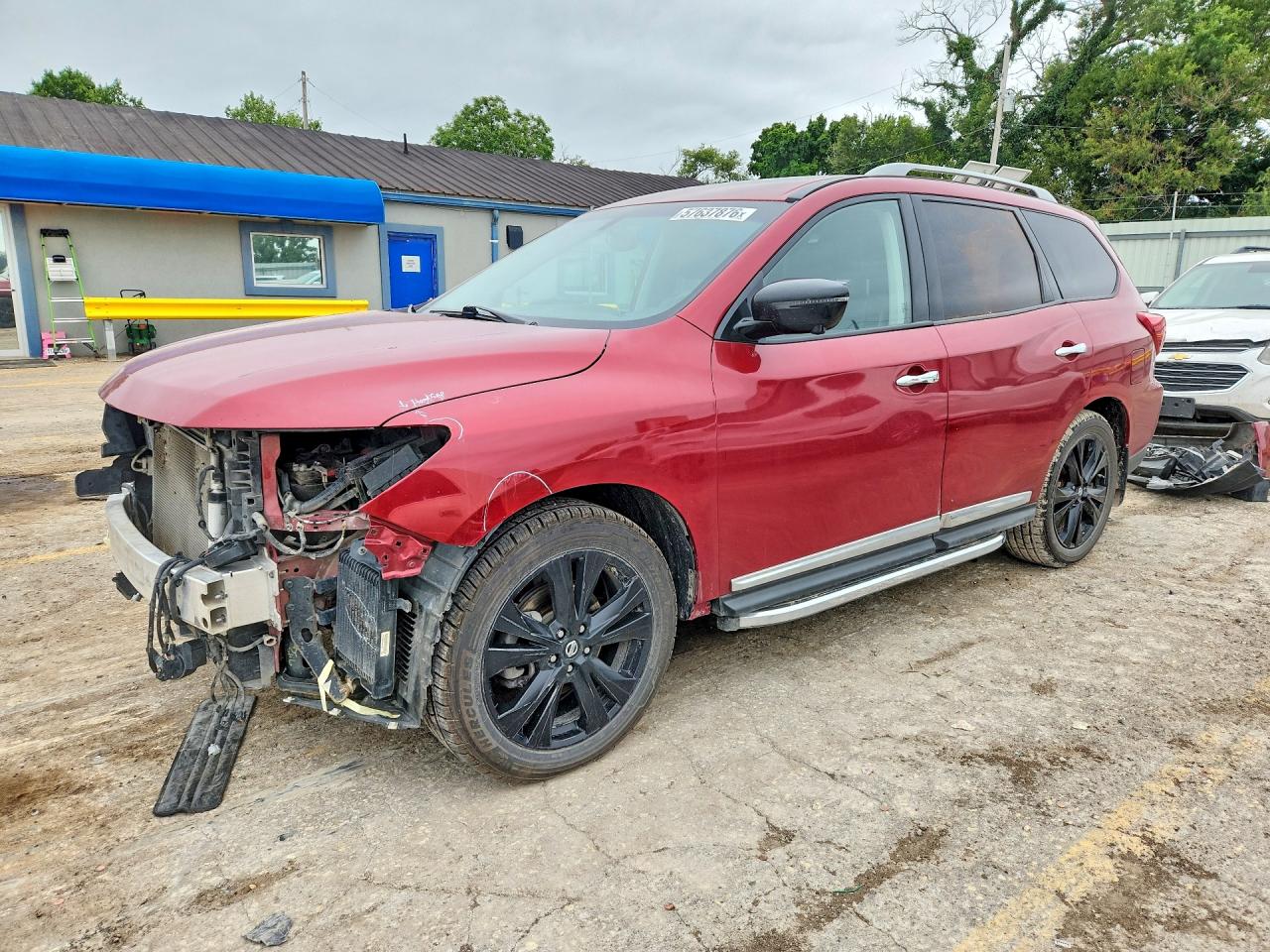 2017 NISSAN PATHFINDER PLATINUM