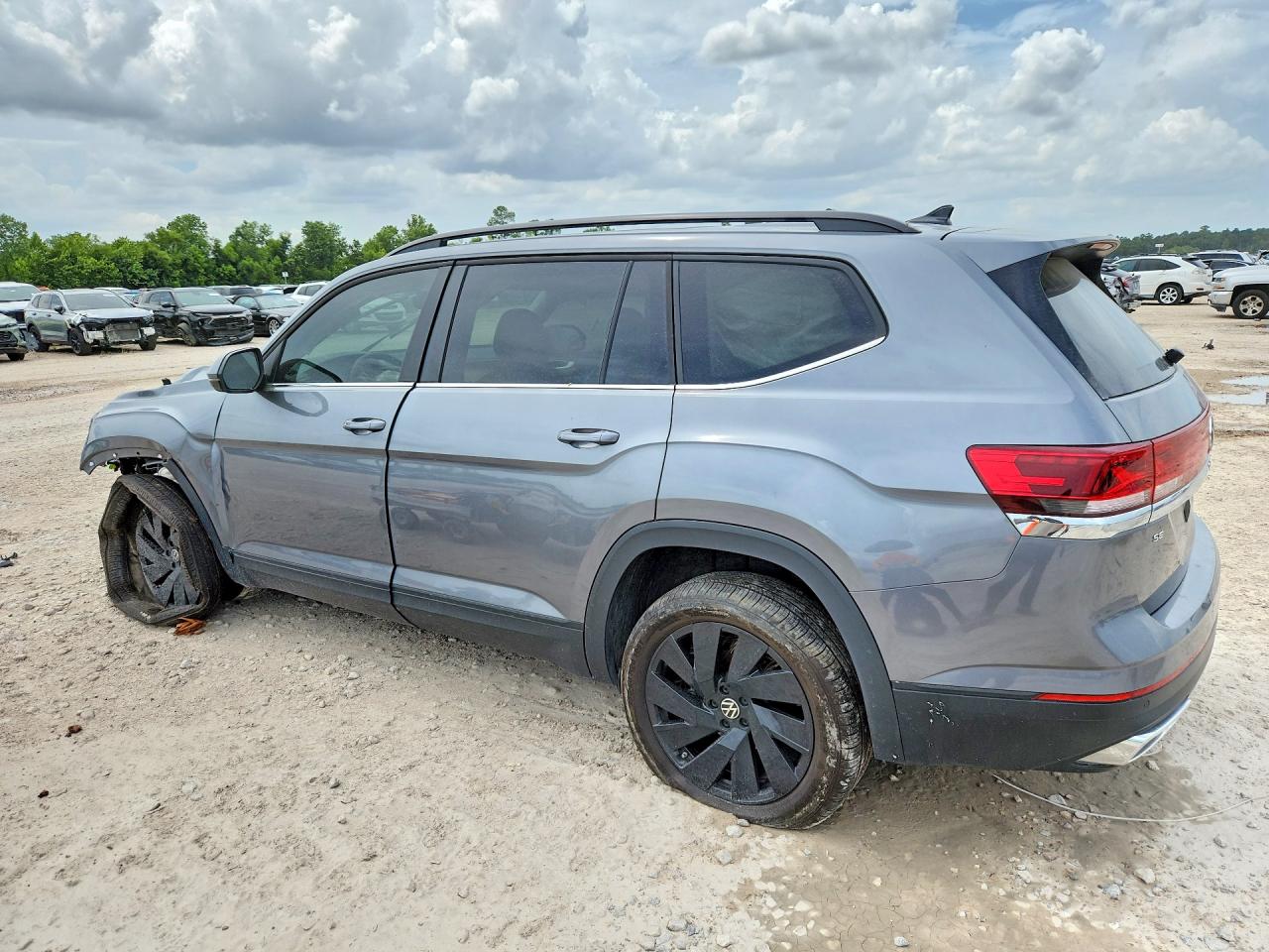 2025 VOLKSWAGEN ATLAS SE — снимка 2