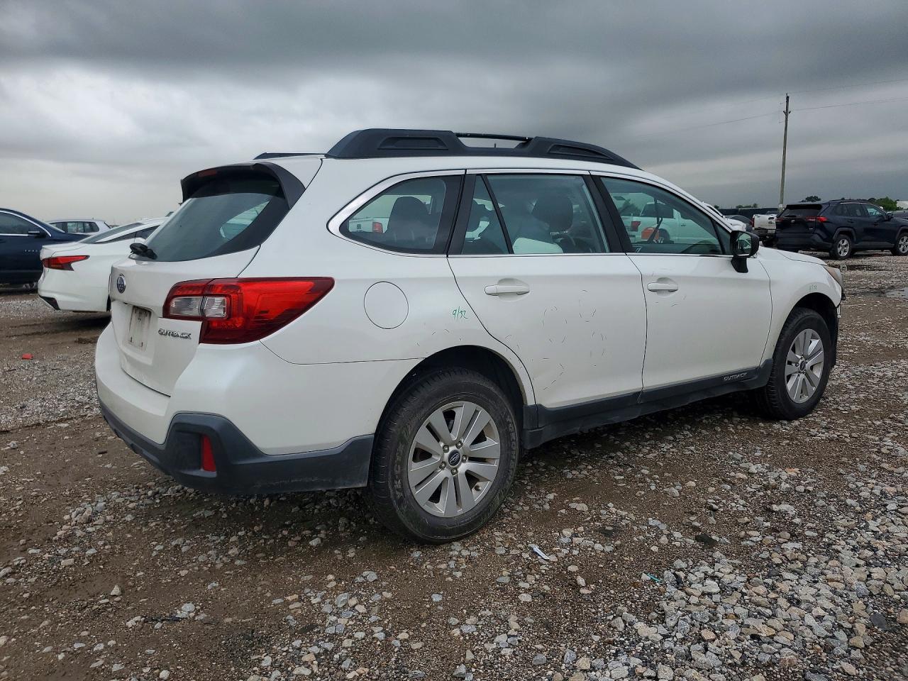 2018 SUBARU OUTBACK 2.5I — снимка 3