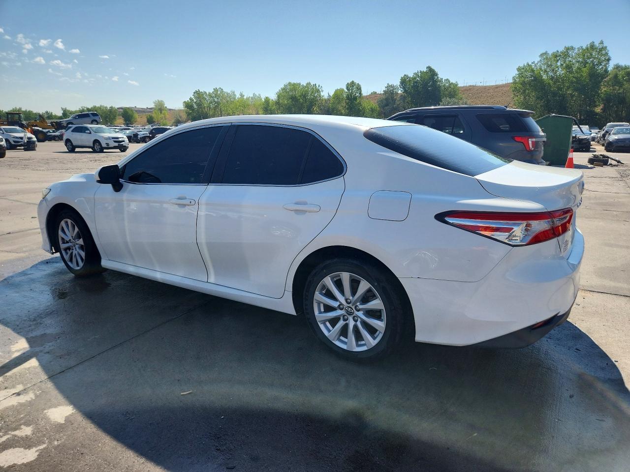 2018 TOYOTA CAMRY LE — снимка 2