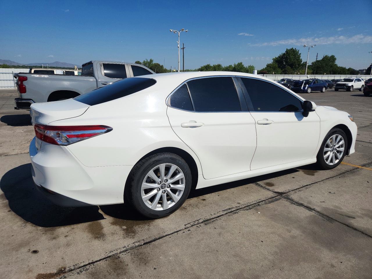 2018 TOYOTA CAMRY LE — снимка 3