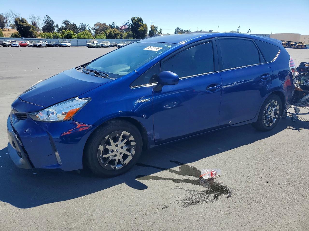 2015 TOYOTA PRIUS V FOUR