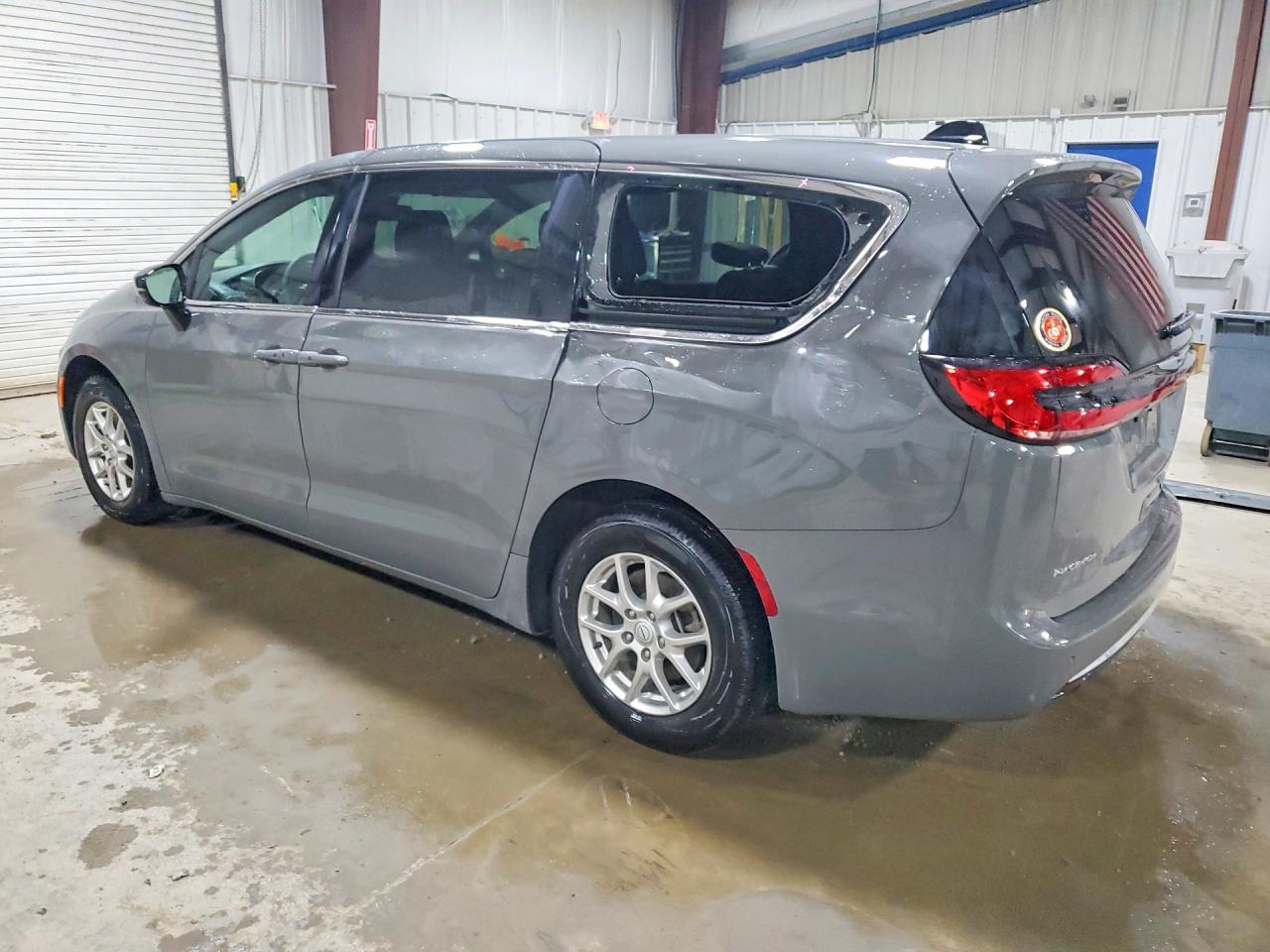 2025 CHRYSLER PACIFICA SELECT — снимка 2