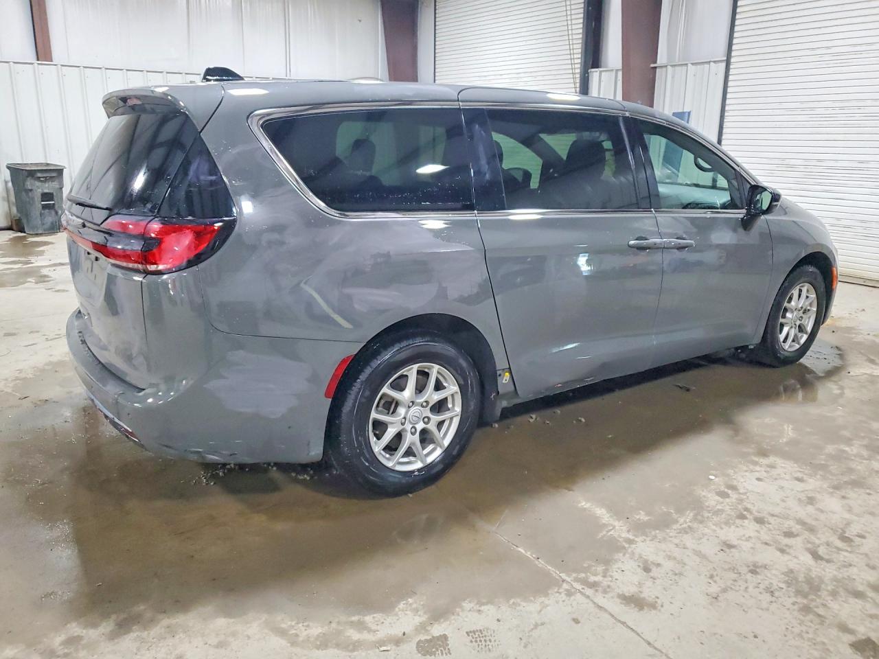 2025 CHRYSLER PACIFICA SELECT — снимка 3