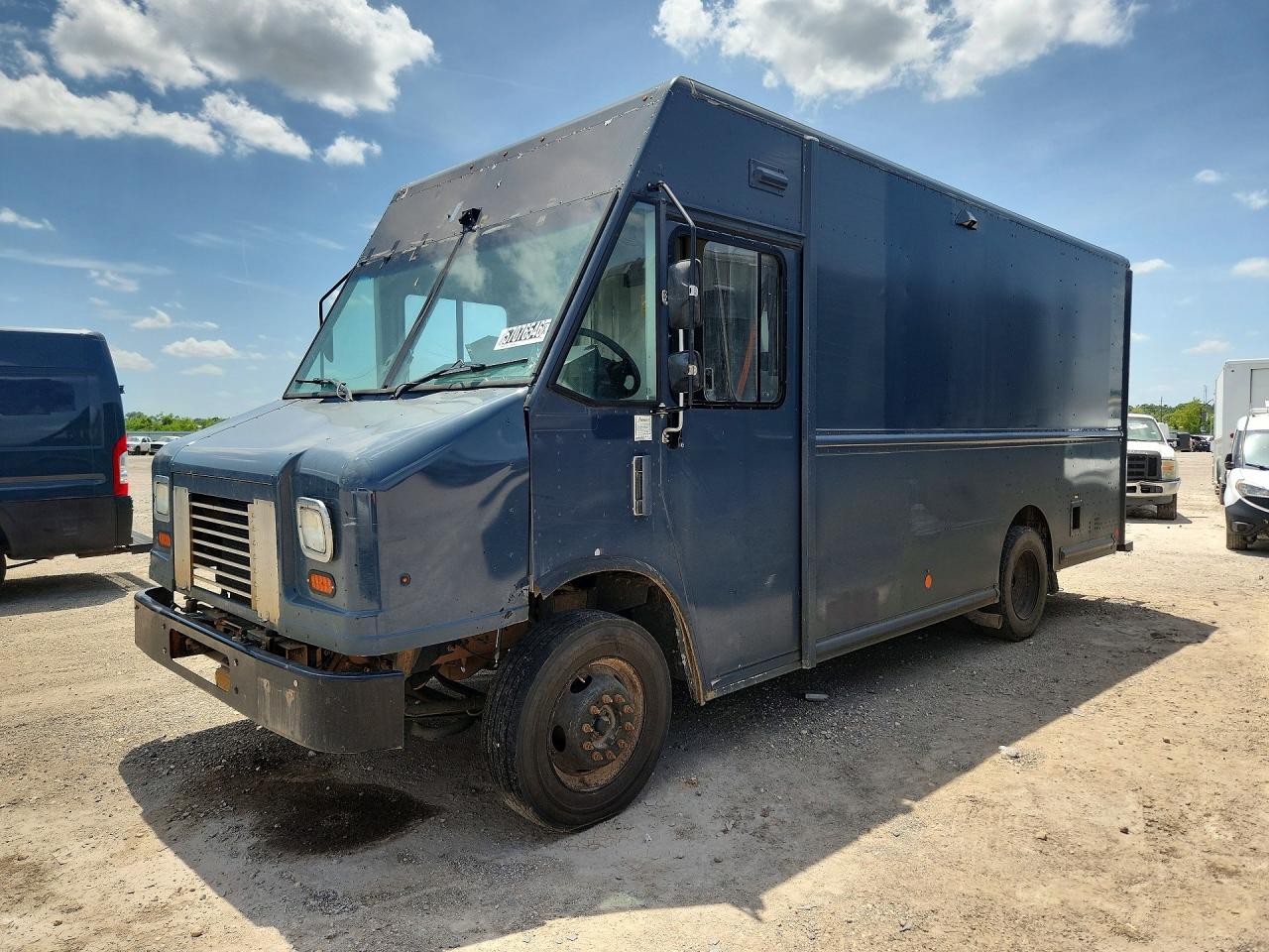 2021 FORD F59