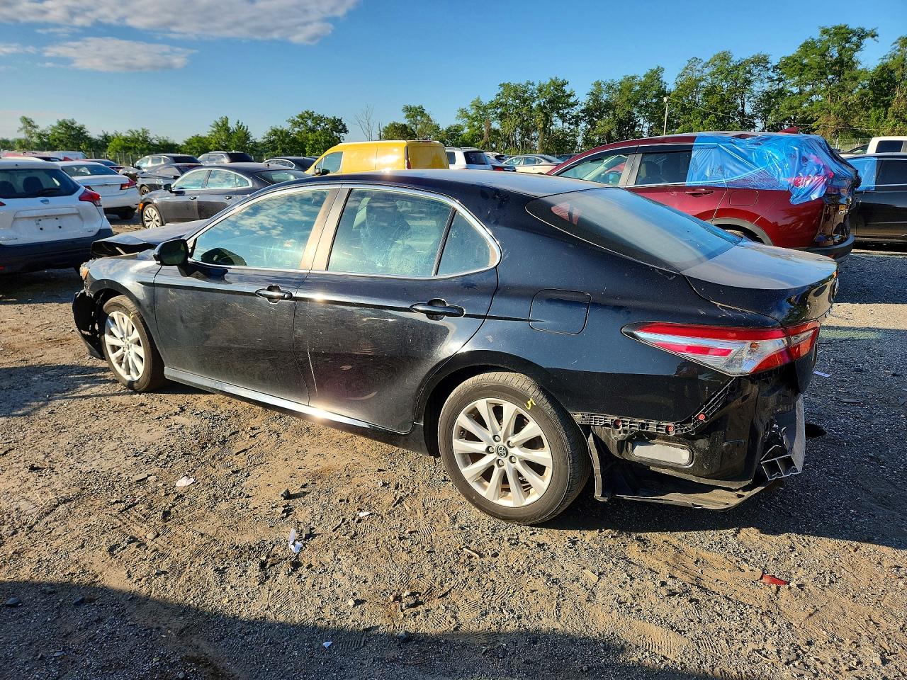 2018 TOYOTA CAMRY LE — снимка 2