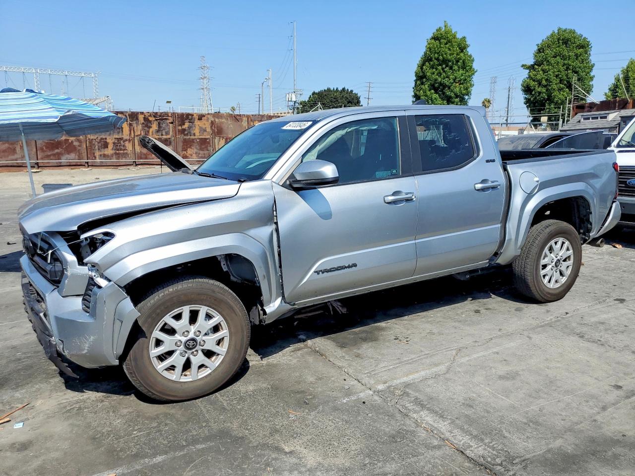 2025 TOYOTA TACOMA SR5