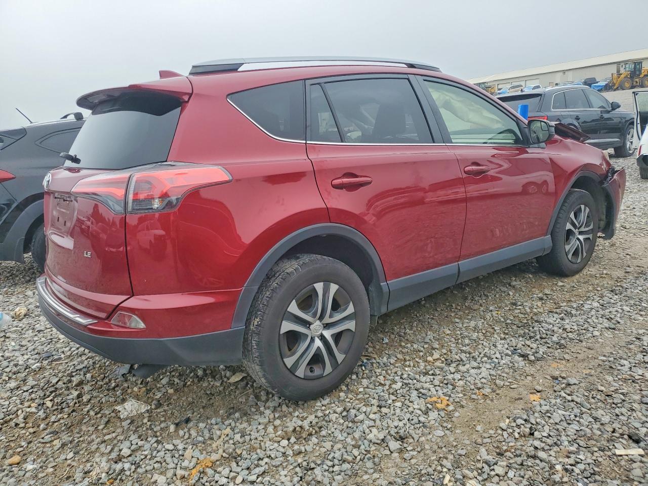 2018 TOYOTA RAV4 LE — снимка 3