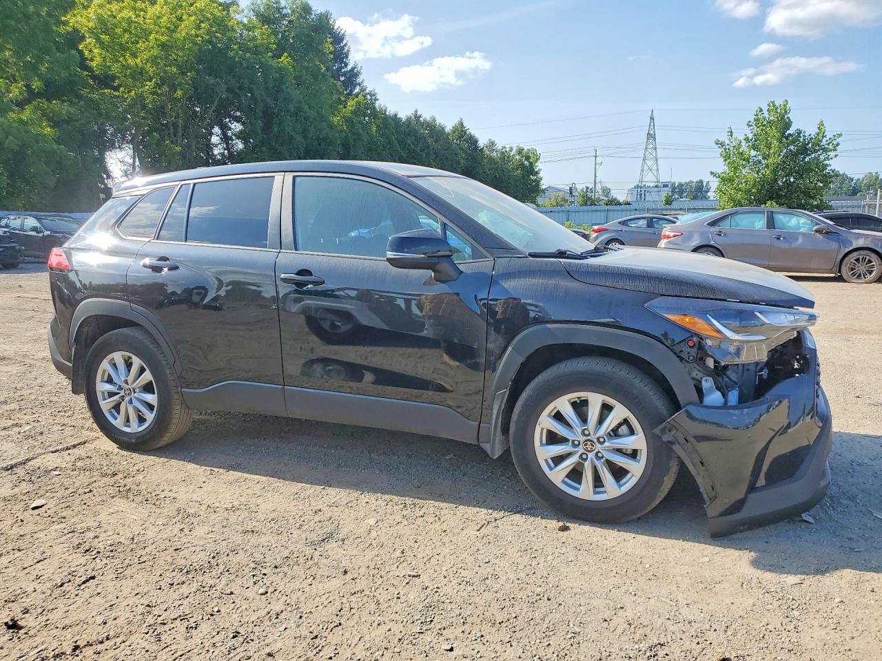 2024 TOYOTA COROLLA CROSS LE — снимка 4