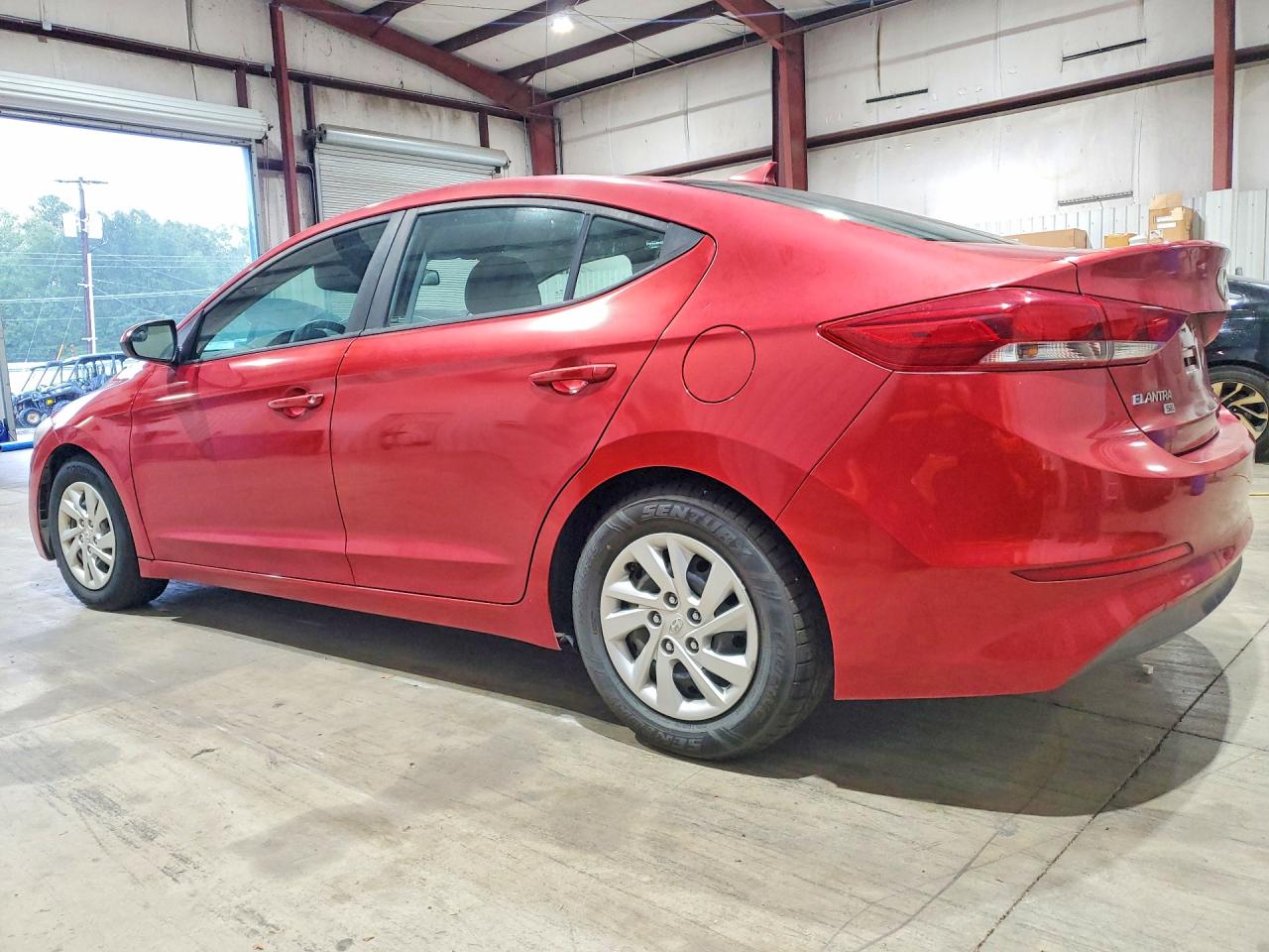 2017 HYUNDAI ELANTRA SE — снимка 2