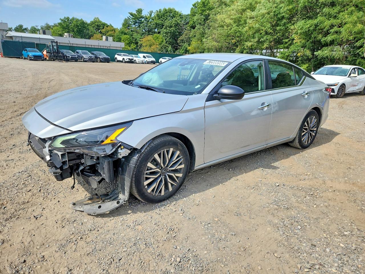 2025 NISSAN ALTIMA SV