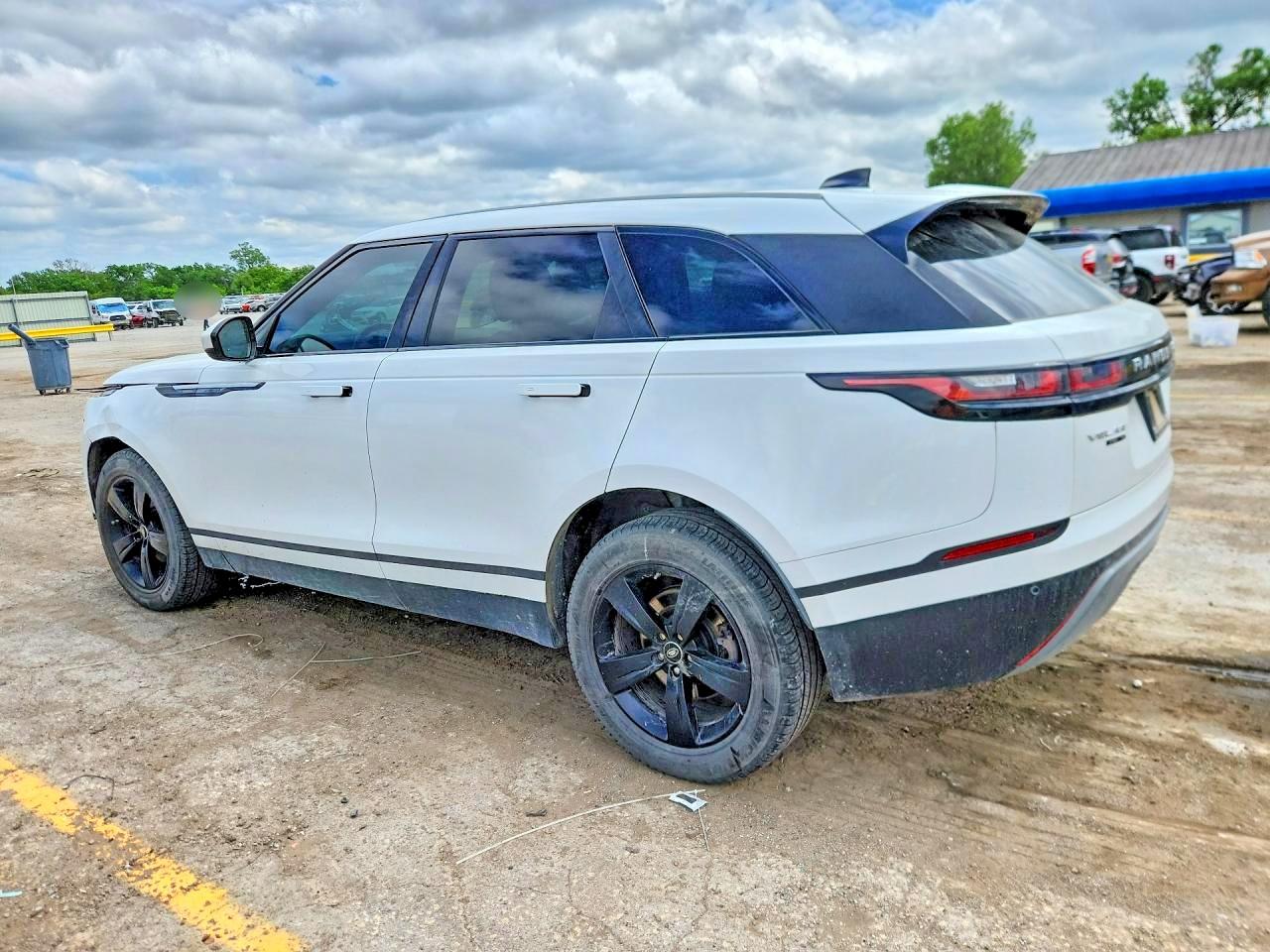 2018 LAND ROVER RANGE ROVER VELAR S — снимка 2