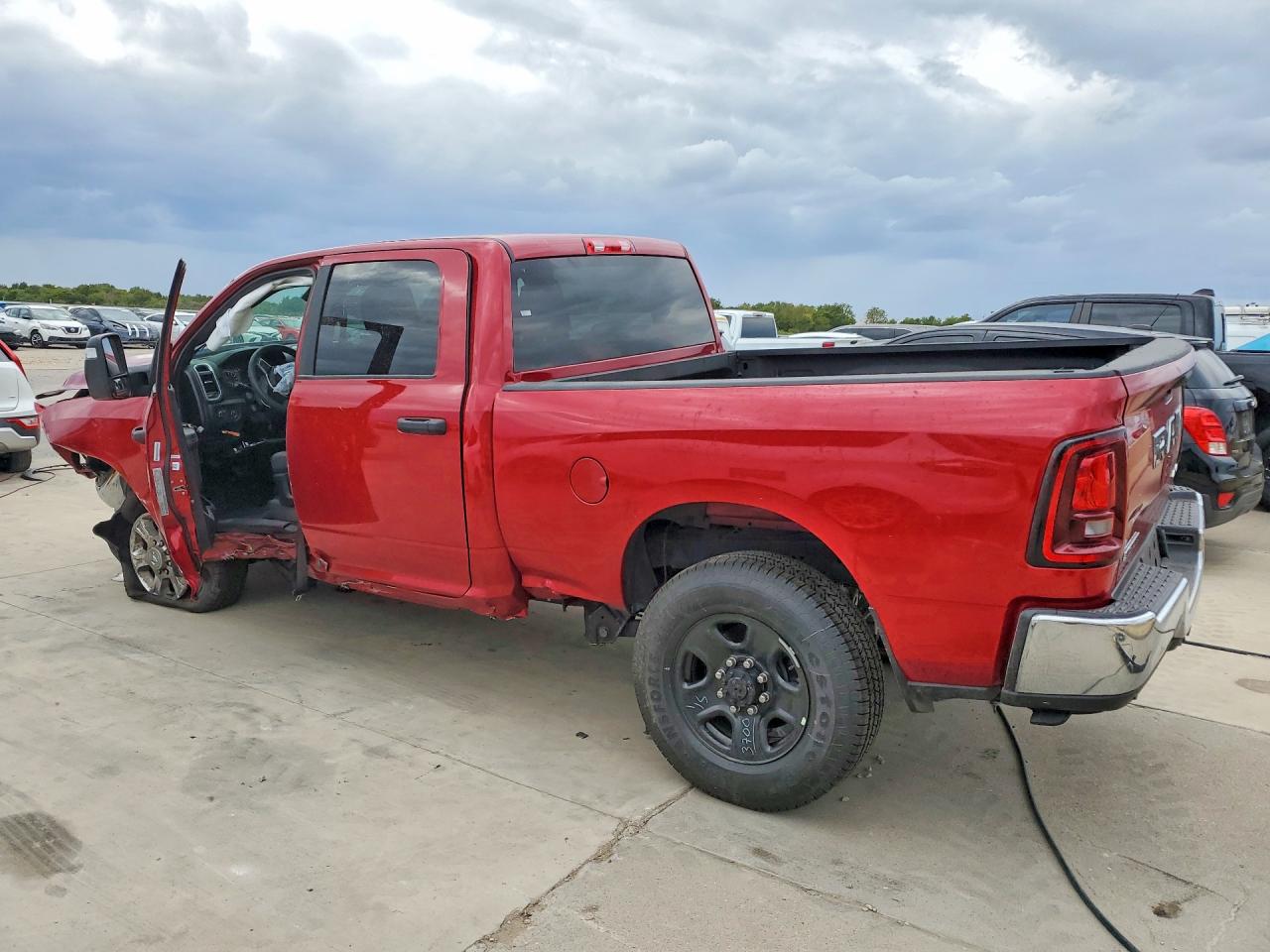 2026 RAM 2500 BIG HORN — photo 2