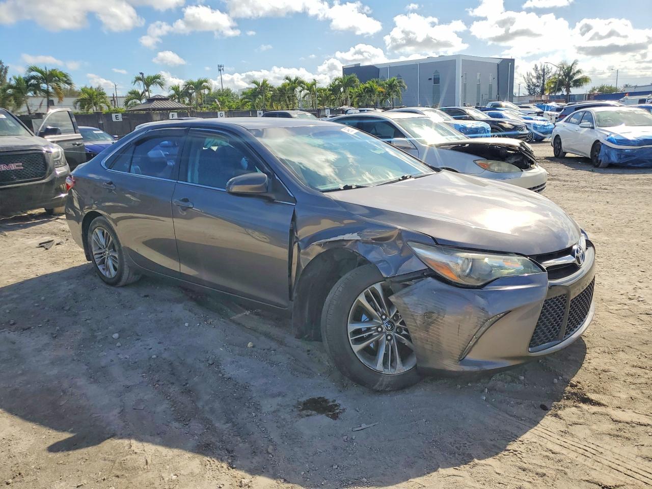 2017 TOYOTA CAMRY SE — снимка 4