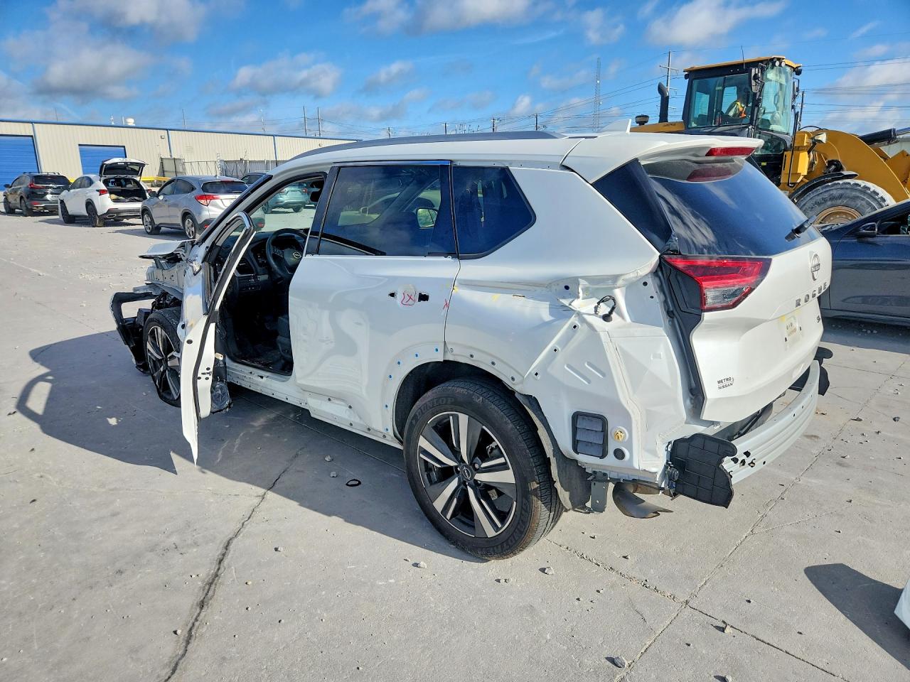 2025 NISSAN ROGUE SL — снимка 2