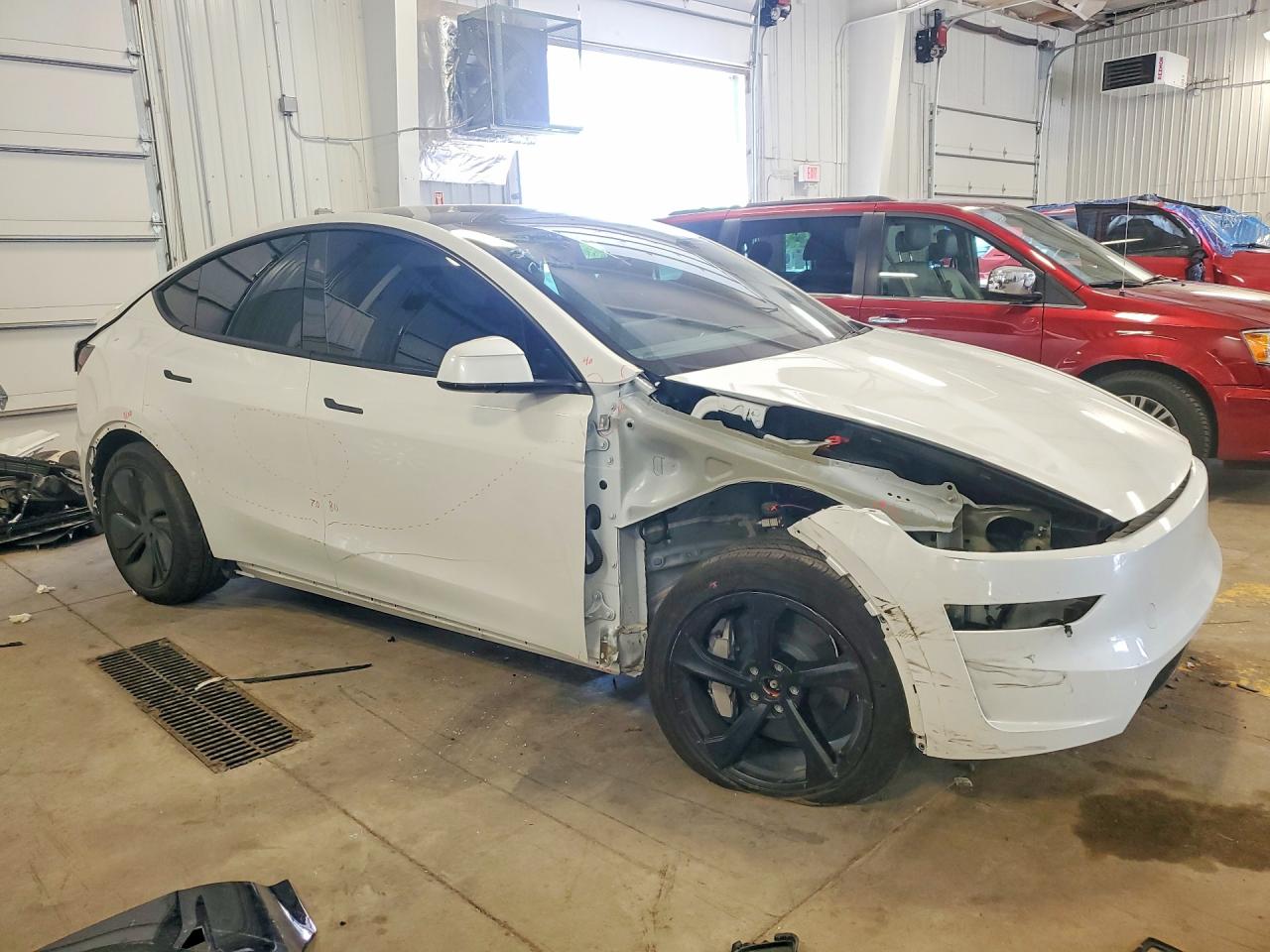 2026 TESLA MODEL Y — снимка 4