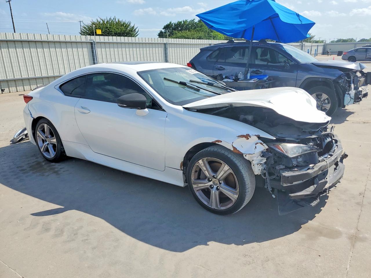 2016 LEXUS RC 200T — снимка 4