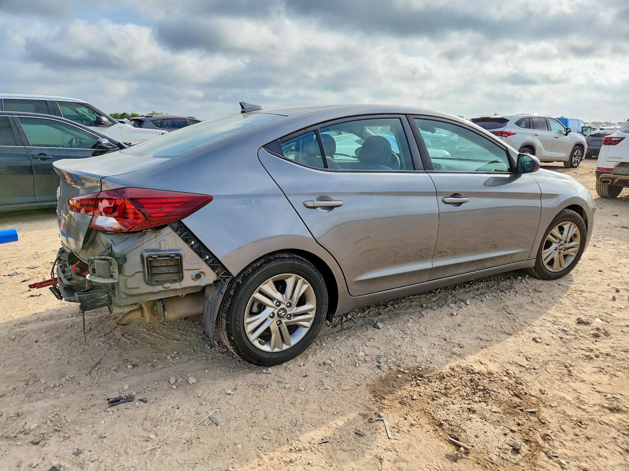 2019 HYUNDAI ELANTRA SEL — снимка 3