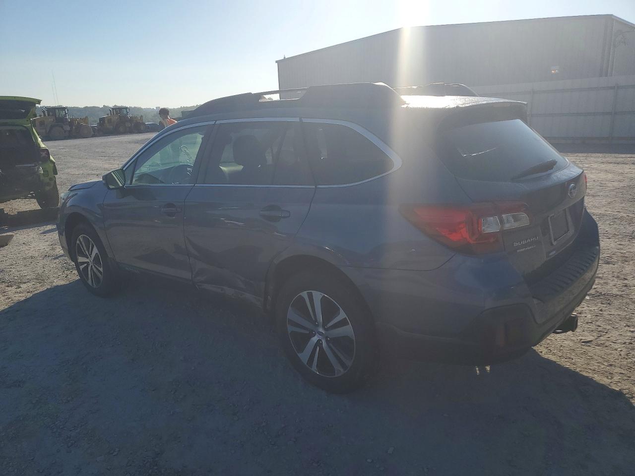 2018 SUBARU OUTBACK 2.5I LIMITED — снимка 2
