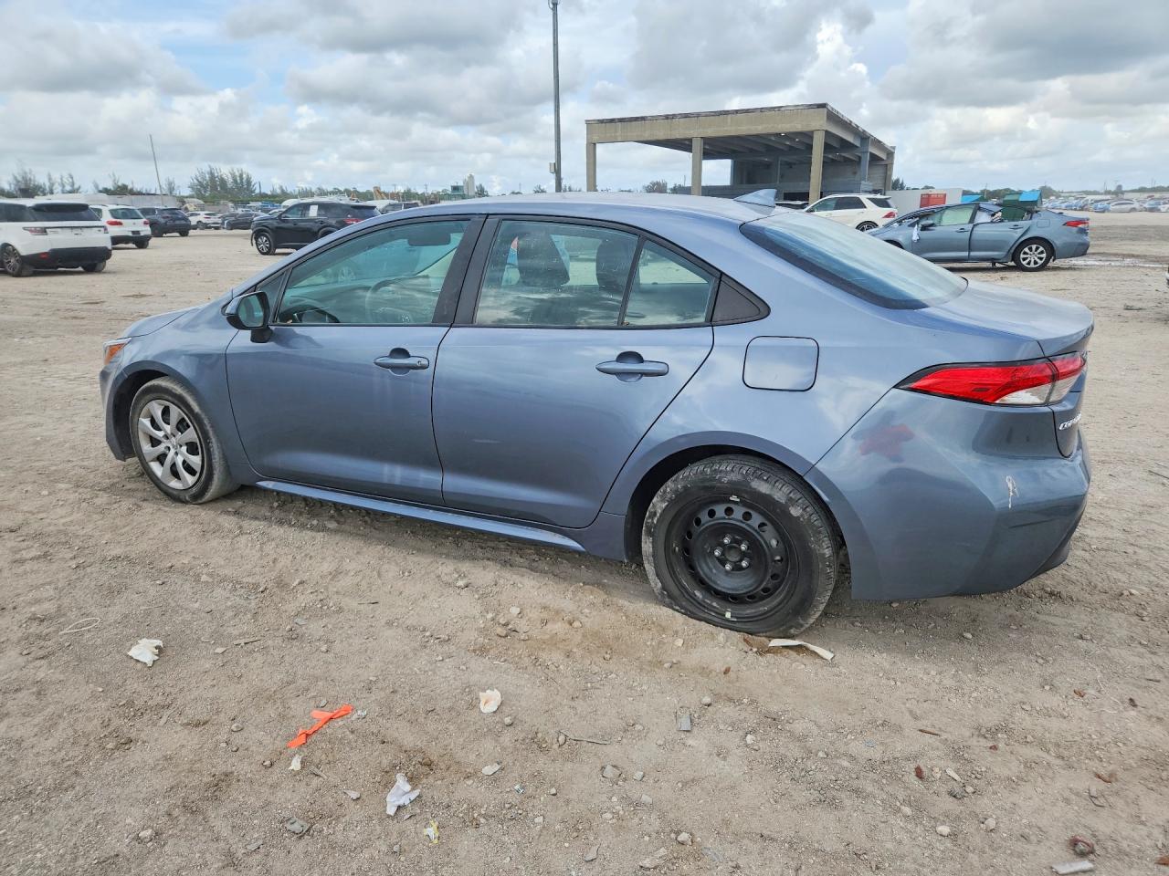 2024 TOYOTA COROLLA LE — снимка 2