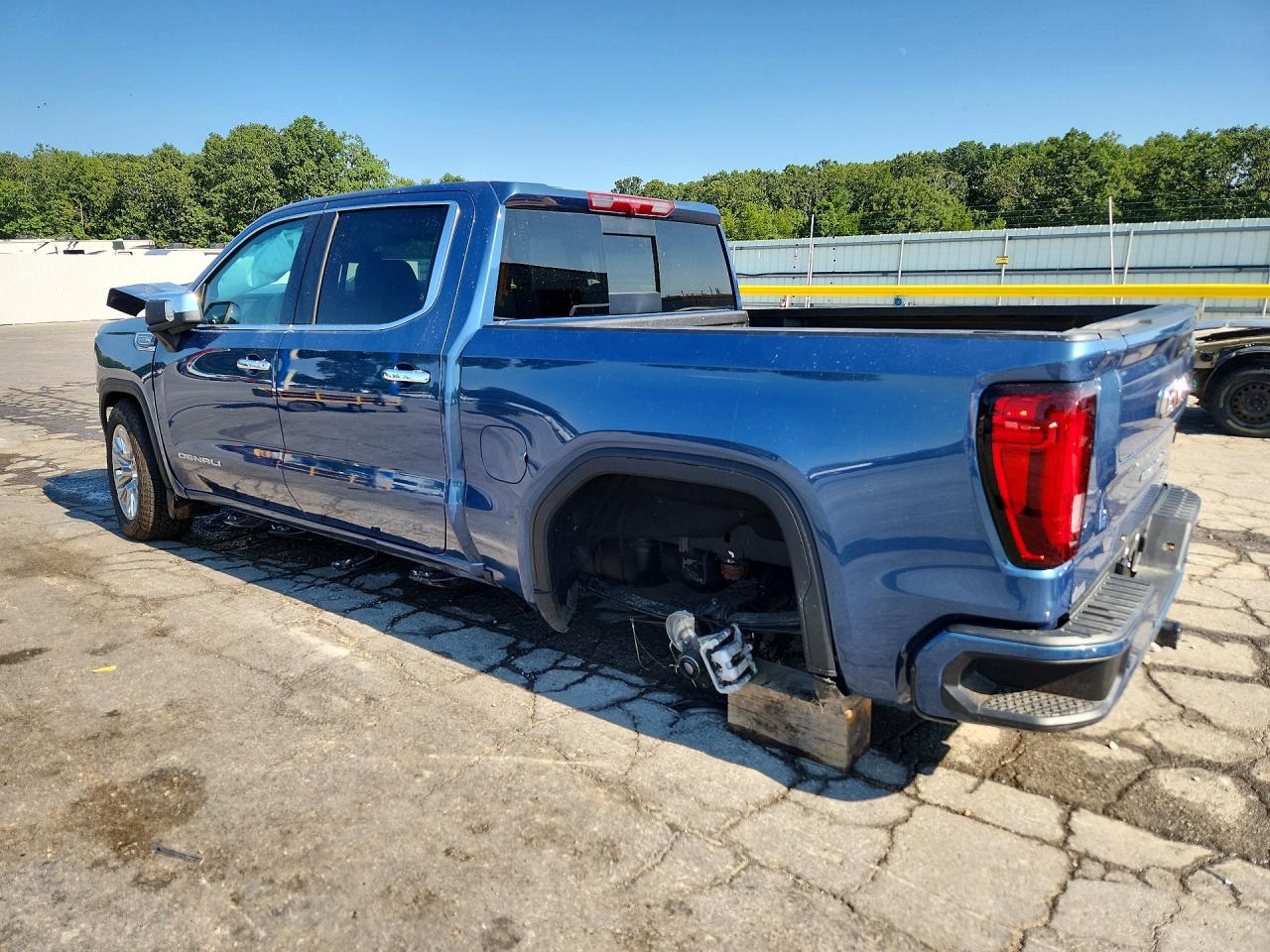 2025 GMC SIERRA K1500 DENALI — снимка 2