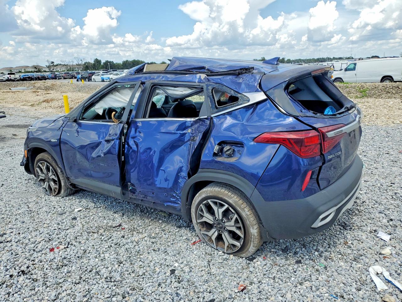 2021 KIA SELTOS EX — снимка 2
