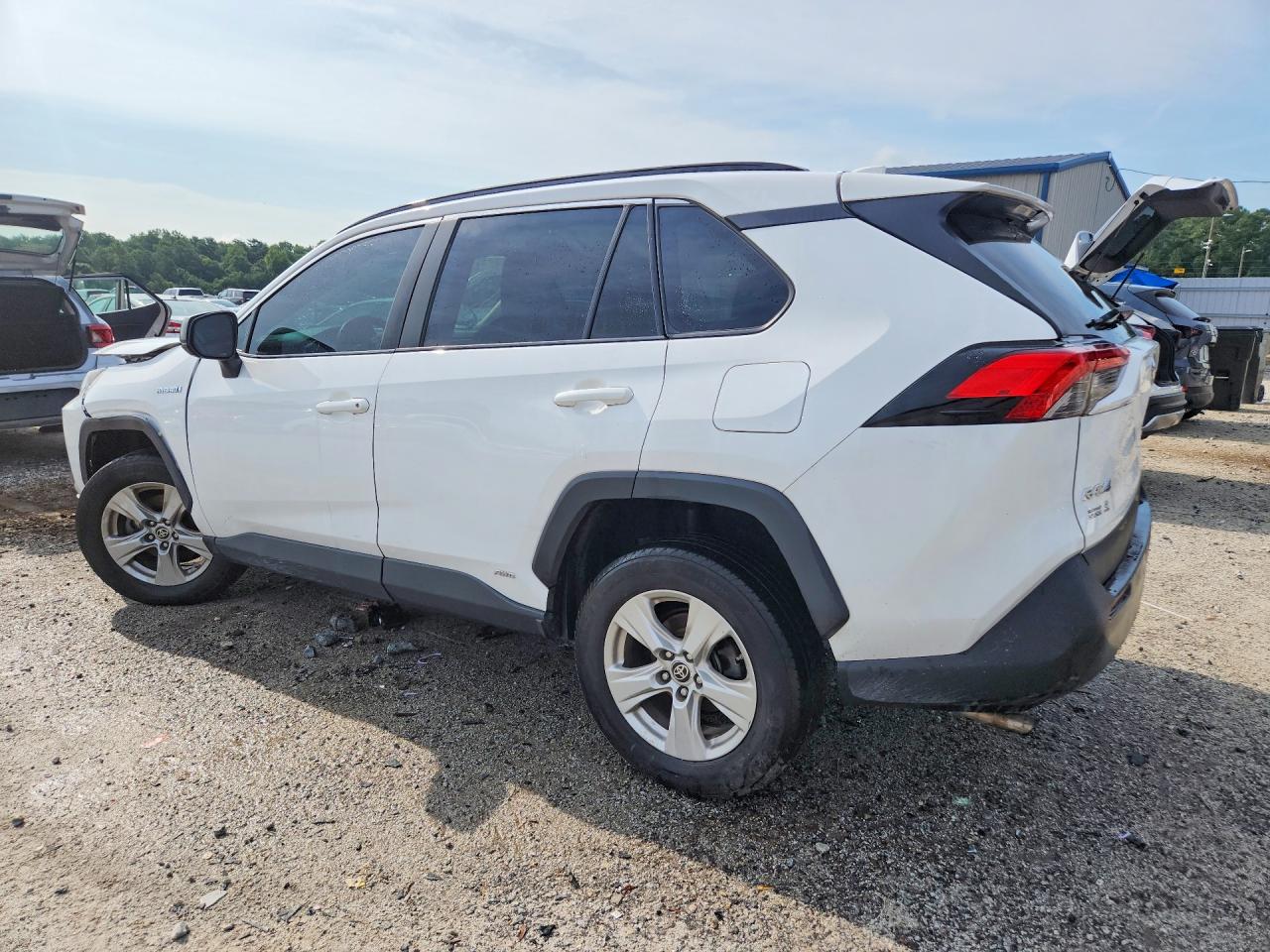 2021 TOYOTA RAV4 LE — снимка 2