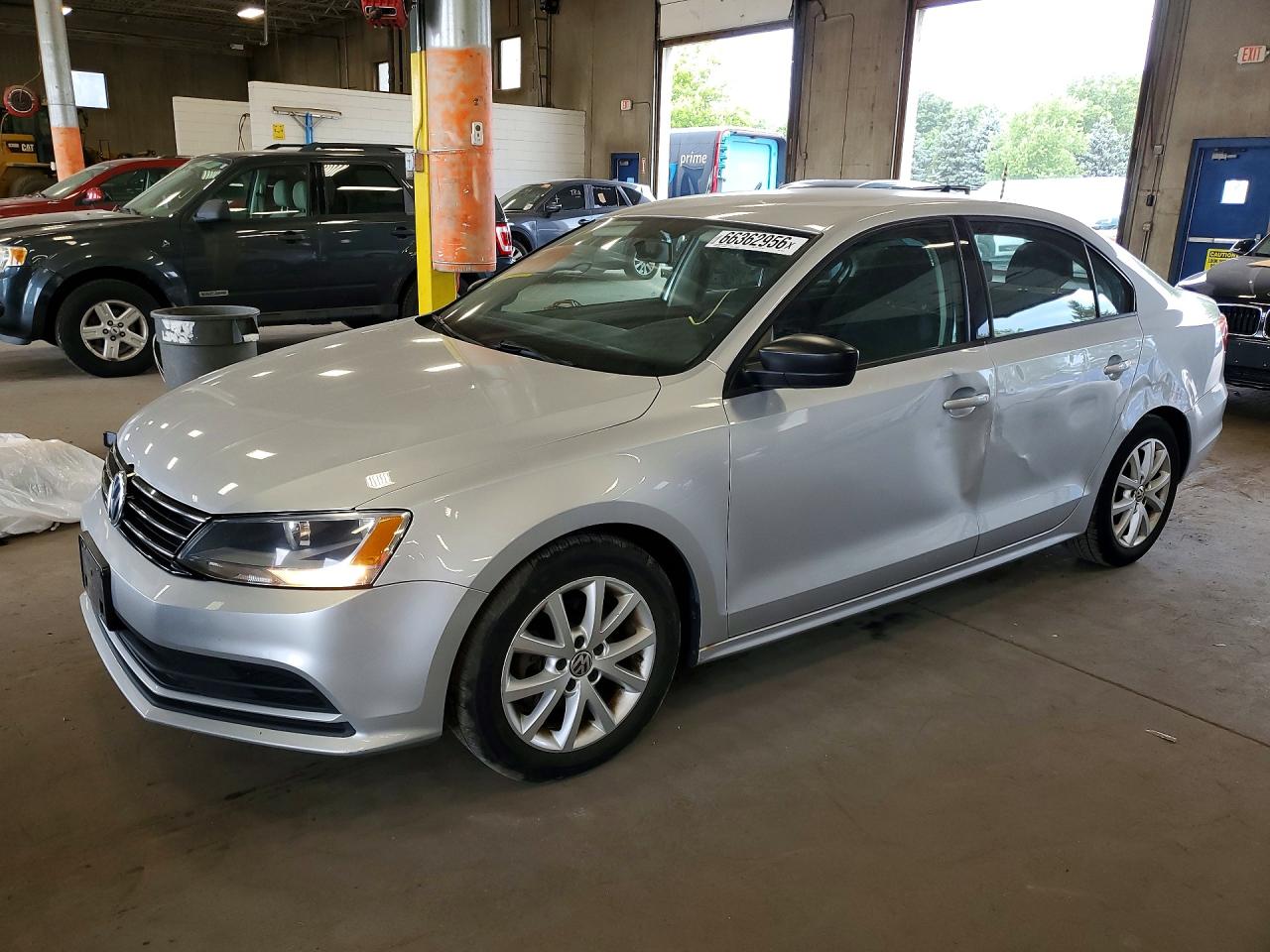 2015 VOLKSWAGEN JETTA SE