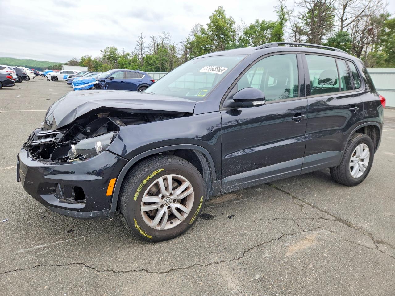 2016 VOLKSWAGEN TIGUAN S