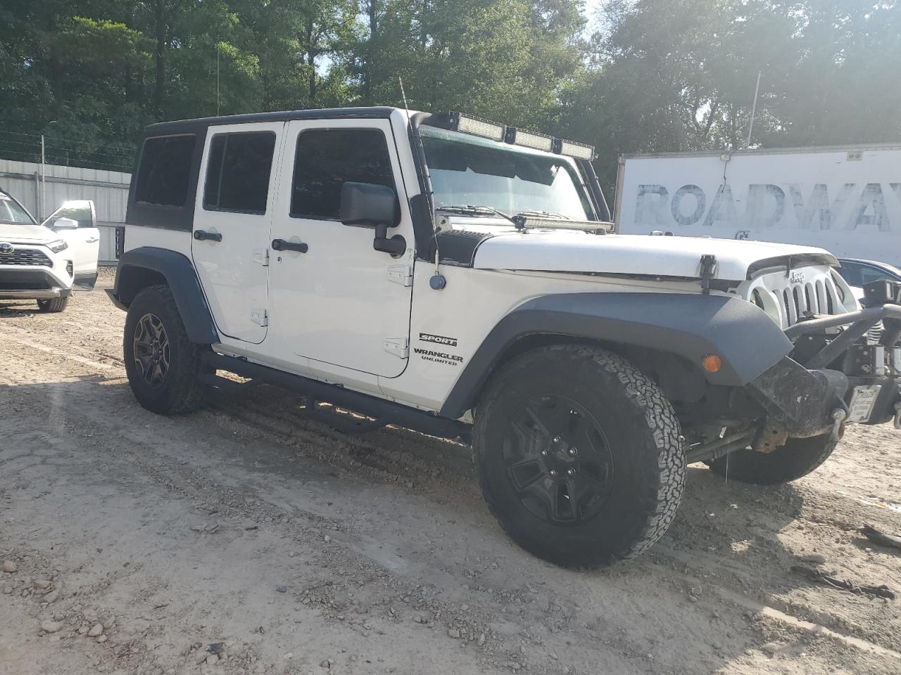2017 JEEP WRANGLER UNLIMITED SPORT — снимка 4