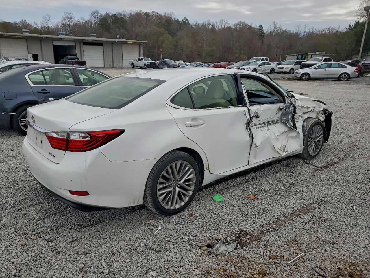 2015 LEXUS ES 350 — снимка 3