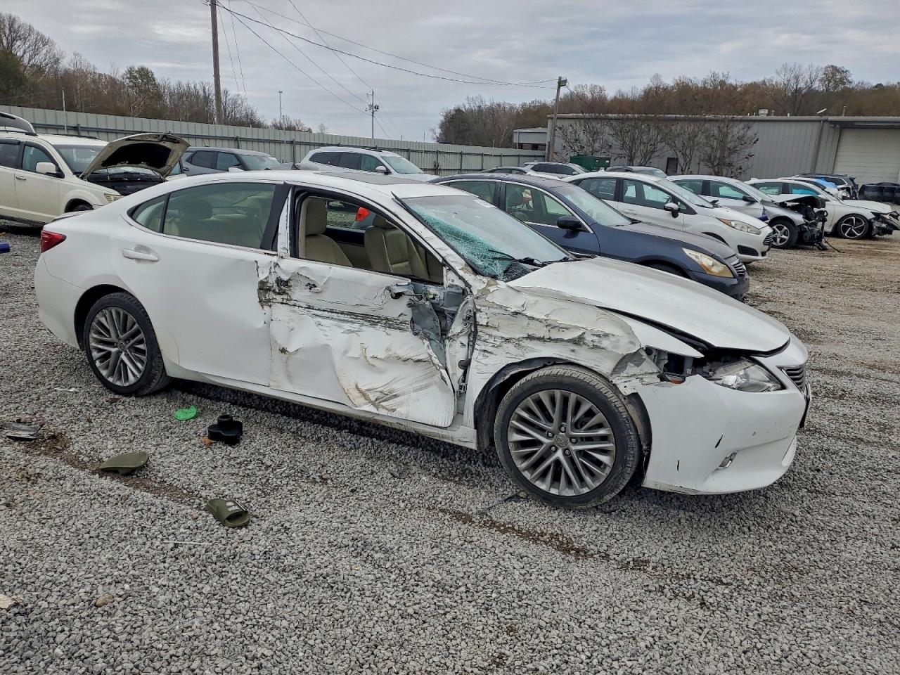 2015 LEXUS ES 350 — снимка 4