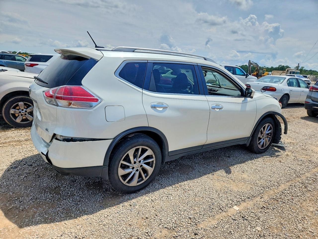 2015 NISSAN ROGUE SL — снимка 3