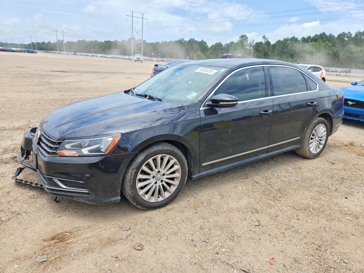 2016 VOLKSWAGEN PASSAT SE