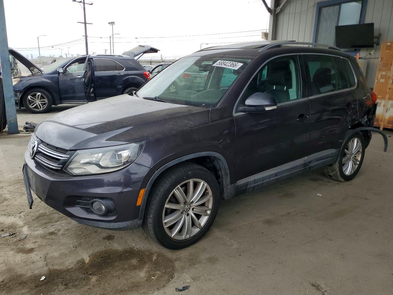 2016 VOLKSWAGEN TIGUAN S