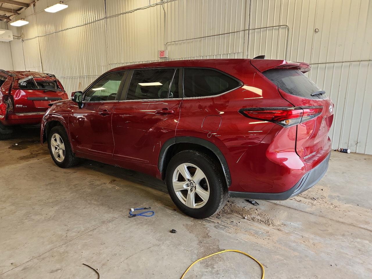 2023 TOYOTA HIGHLANDER HYBRID LE — снимка 2