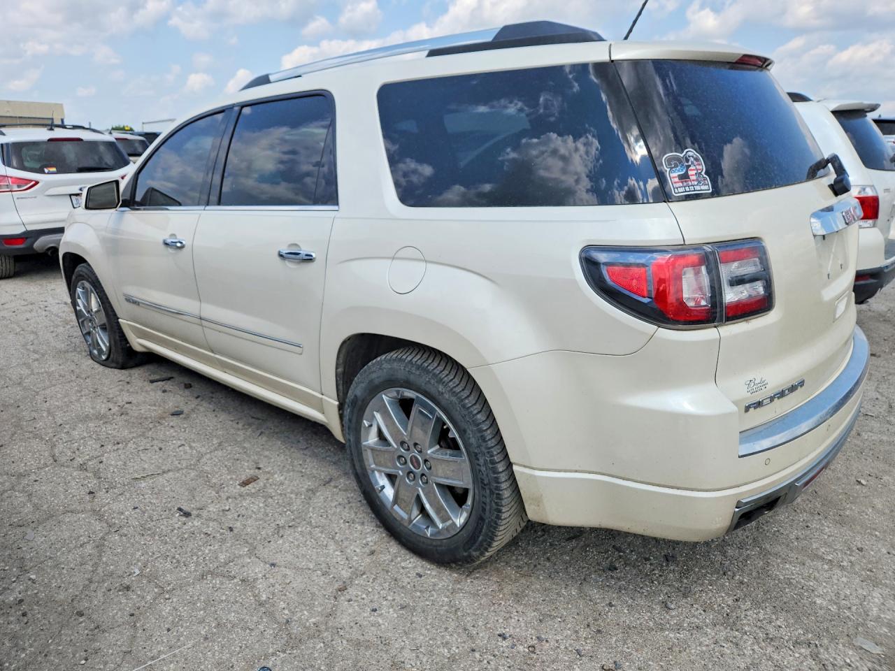 2015 GMC ACADIA DENALI — снимка 2