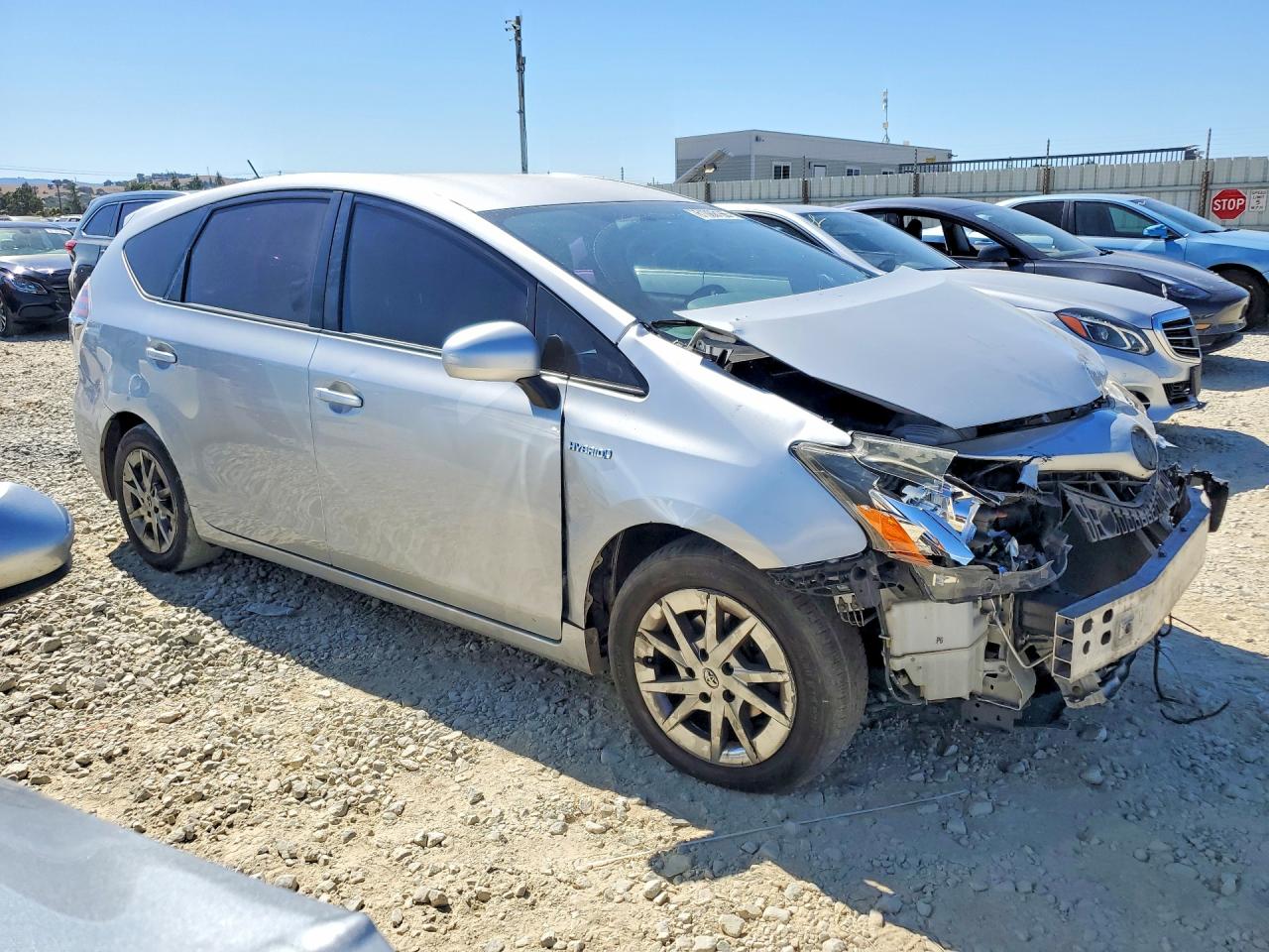 2015 TOYOTA PRIUS V TWO — снимка 4