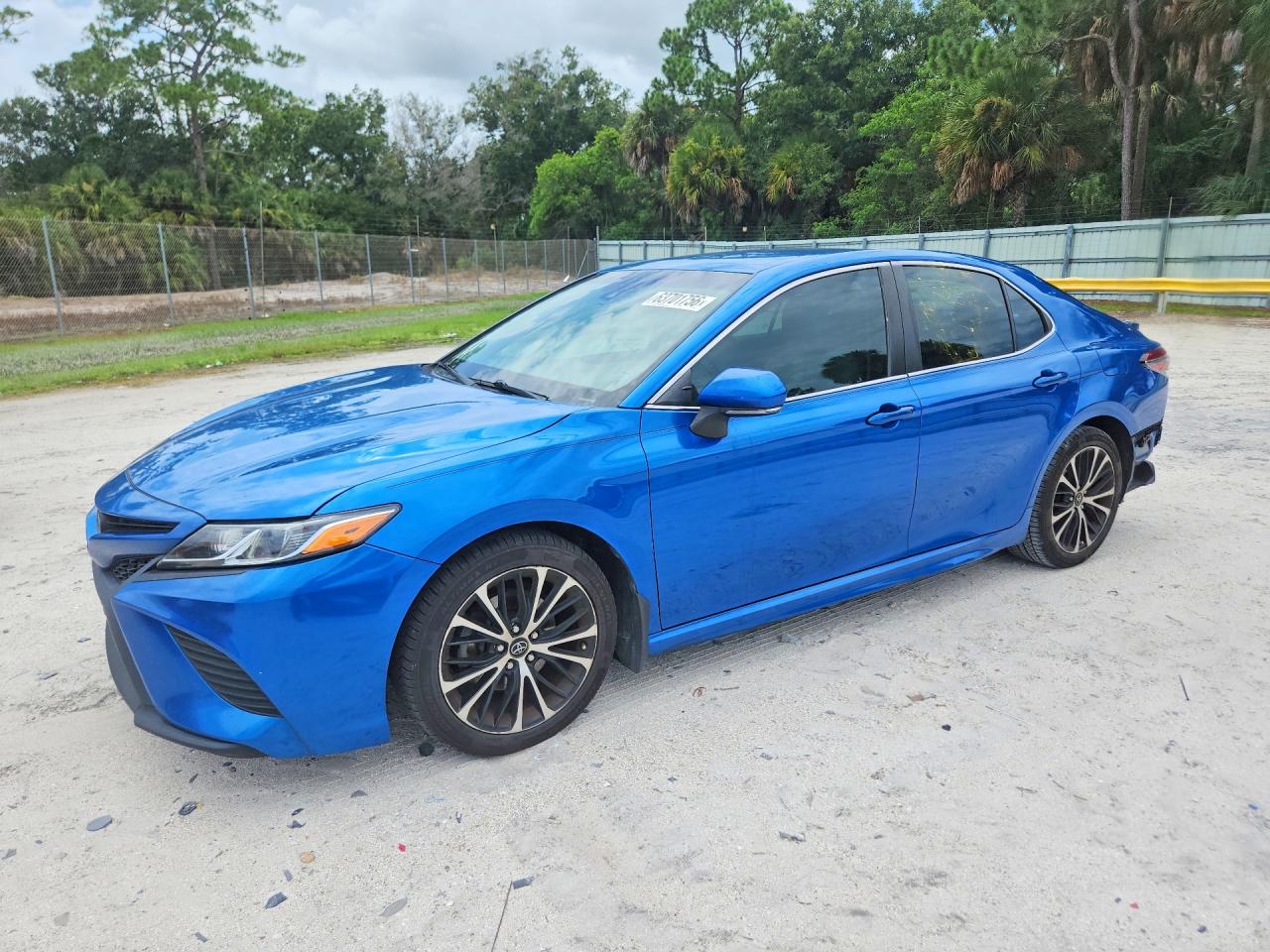 2018 TOYOTA CAMRY SE