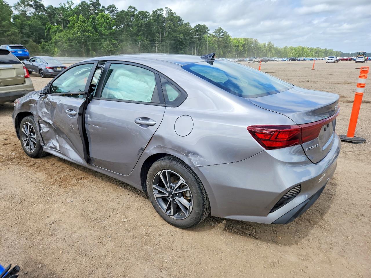 2024 KIA FORTE LXS — снимка 2