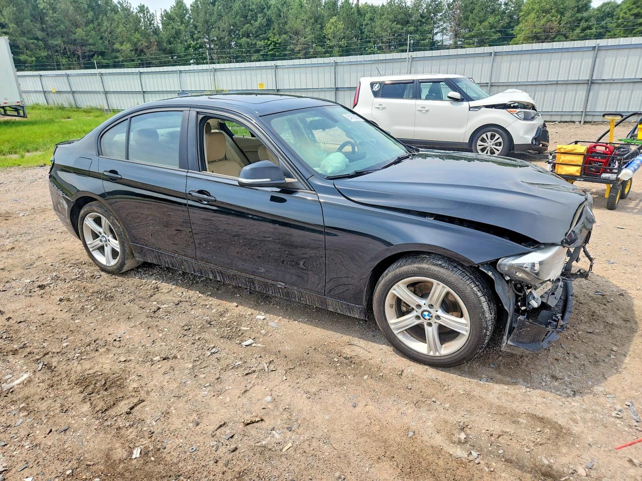 2014 BMW 320 I — снимка 4
