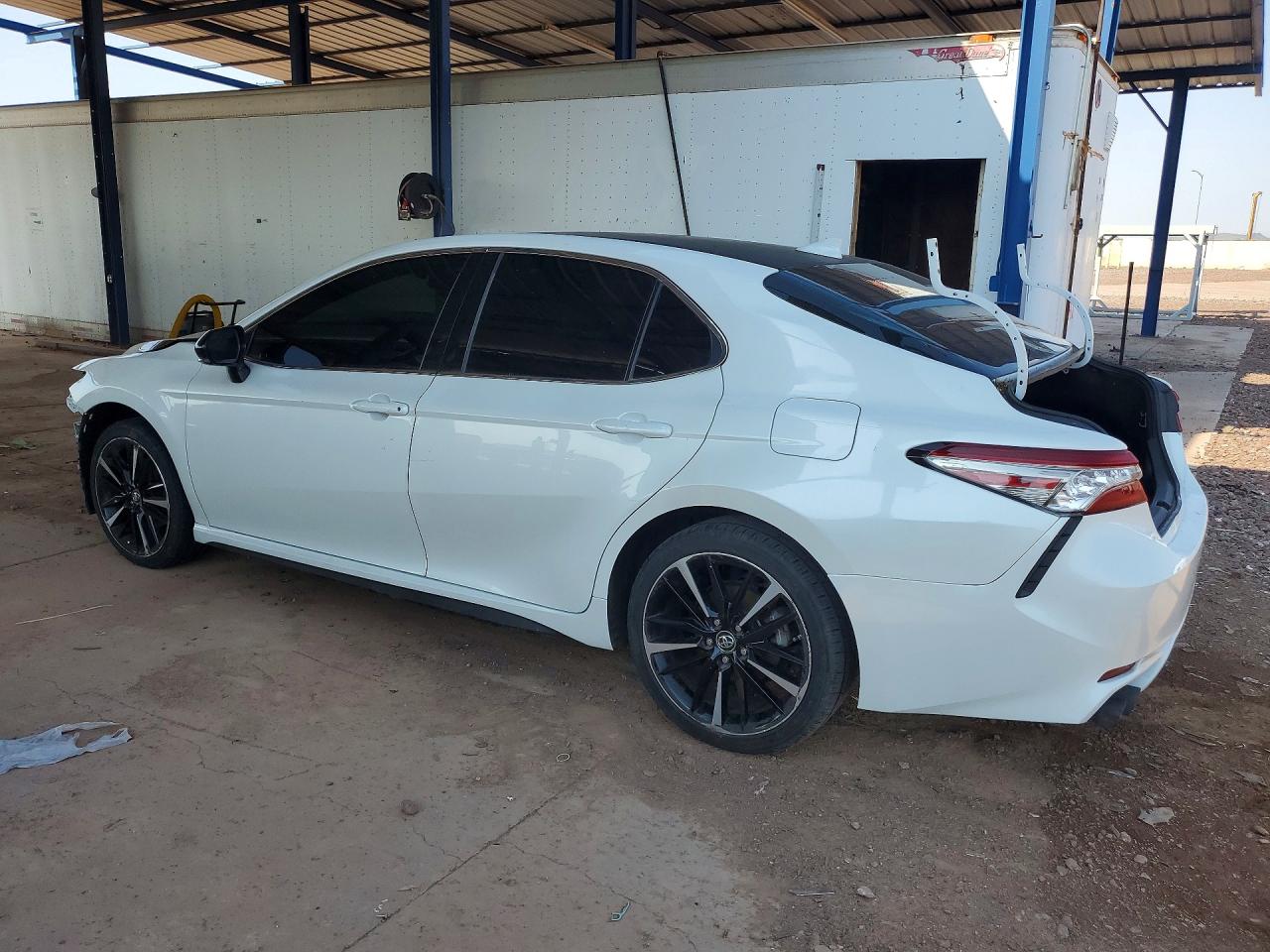 2019 TOYOTA CAMRY — снимка 2