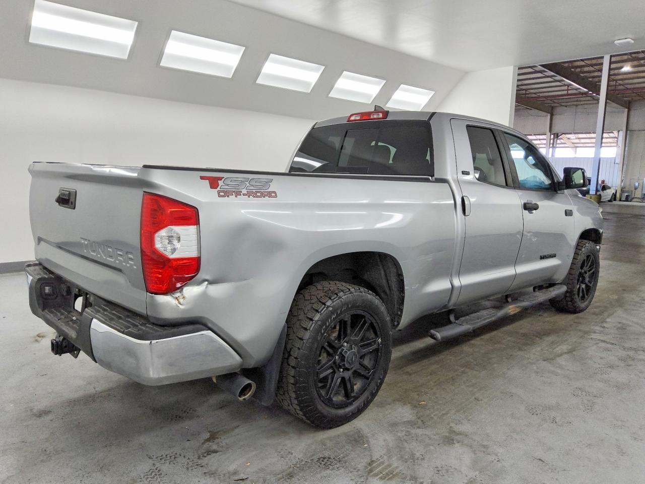 2020 TOYOTA TUNDRA SR5 — снимка 3