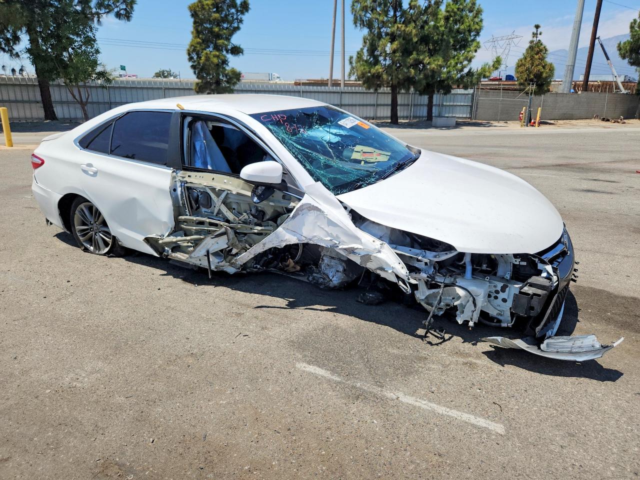 2015 TOYOTA CAMRY SE — снимка 4