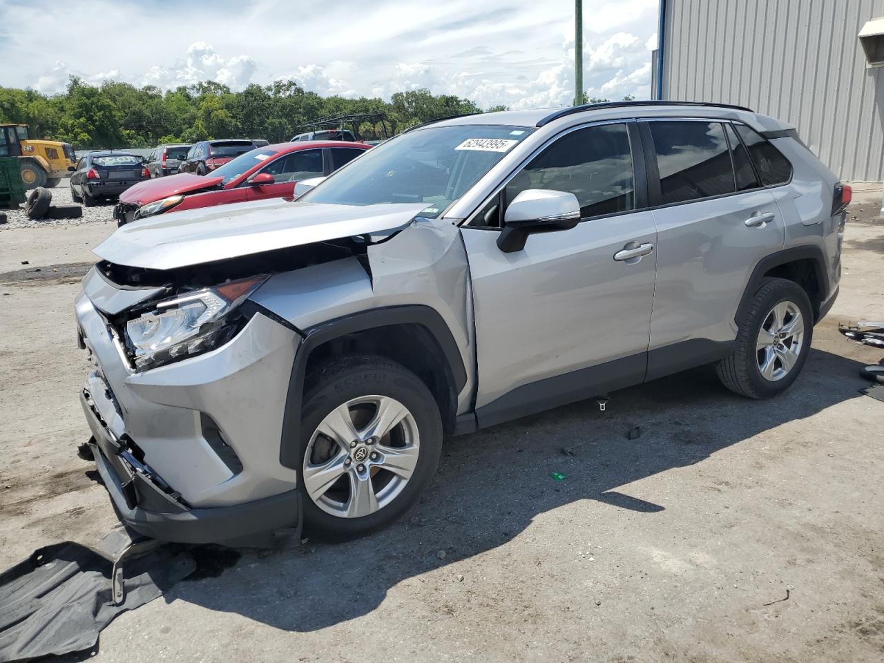 2021 TOYOTA RAV4 XLE