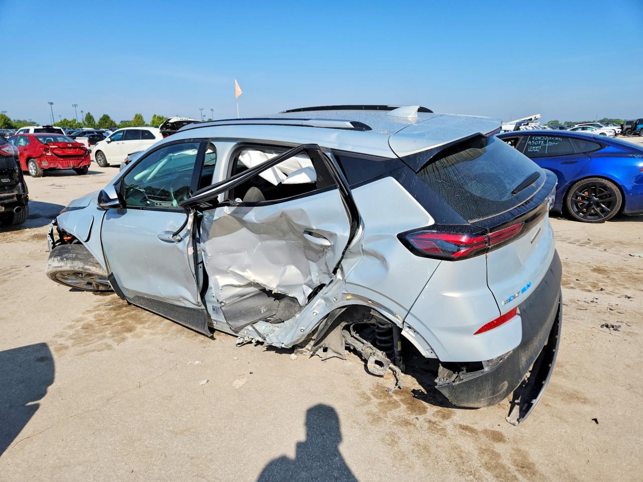 2023 CHEVROLET BOLT EUV LT — снимка 2