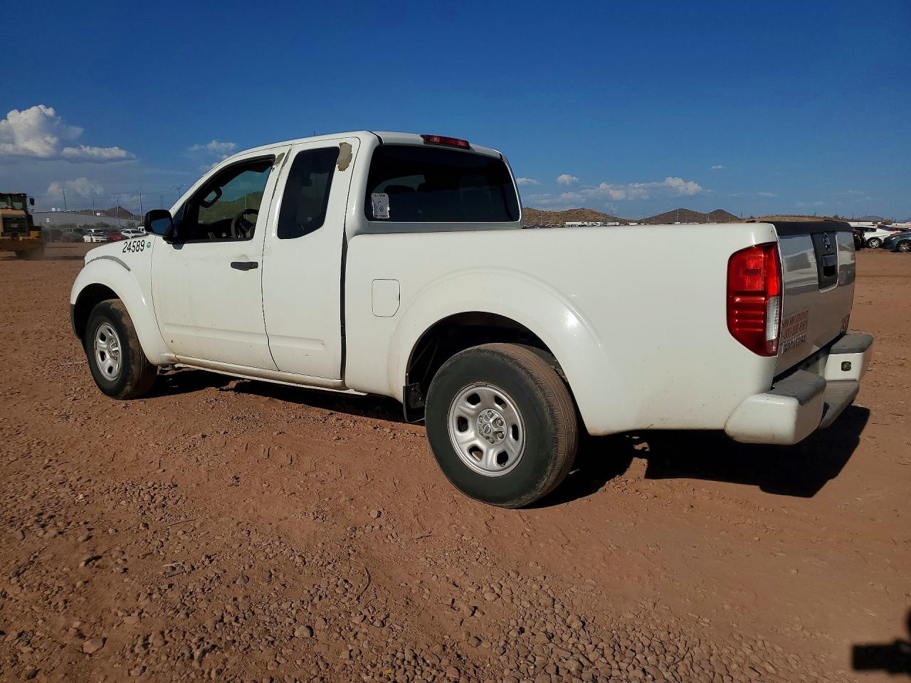2017 NISSAN FRONTIER S — снимка 2